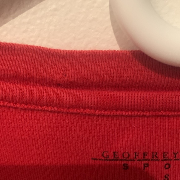 Eye Catching Geoffrey Beene Sport Bright Red 100% cotton tshirt SZ Small 😍 - Picture 4 of 5